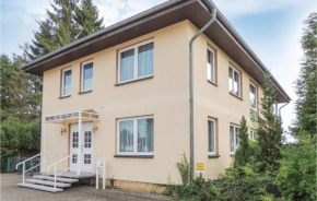  Holiday home Am Feldrain R  Штральзунд